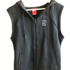 Nike Court Vest